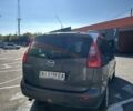 Серый Мазда 5, объемом двигателя 2 л и пробегом 400 тыс. км за 3513 $, фото 3 на Automoto.ua