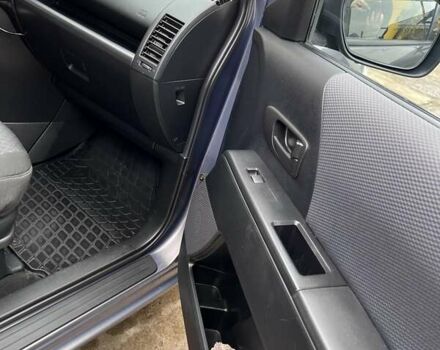 Серый Мазда 5, объемом двигателя 2 л и пробегом 244 тыс. км за 6500 $, фото 12 на Automoto.ua