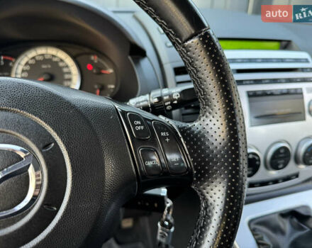 Серый Мазда 5, объемом двигателя 2 л и пробегом 256 тыс. км за 5599 $, фото 50 на Automoto.ua
