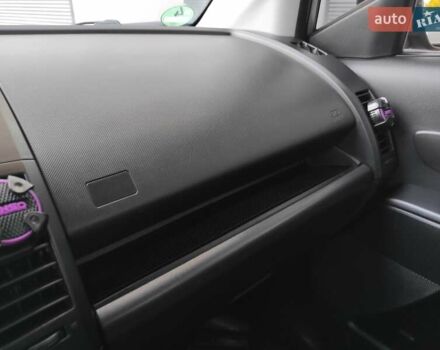 Серый Мазда 5, объемом двигателя 2 л и пробегом 255 тыс. км за 5200 $, фото 70 на Automoto.ua