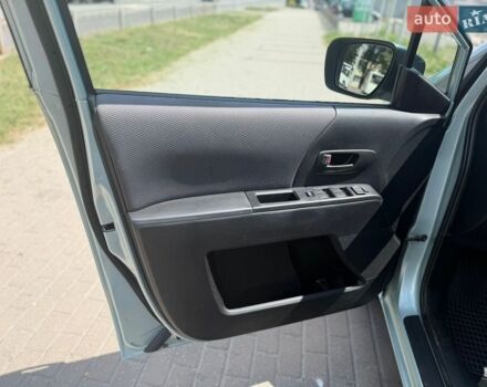 Сірий Мазда 5, об'ємом двигуна 1.8 л та пробігом 215 тис. км за 4550 $, фото 16 на Automoto.ua