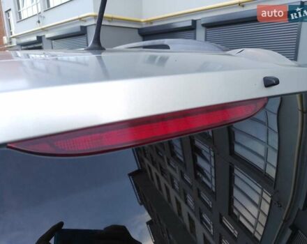 Серый Мазда 5, объемом двигателя 2 л и пробегом 255 тыс. км за 5200 $, фото 18 на Automoto.ua