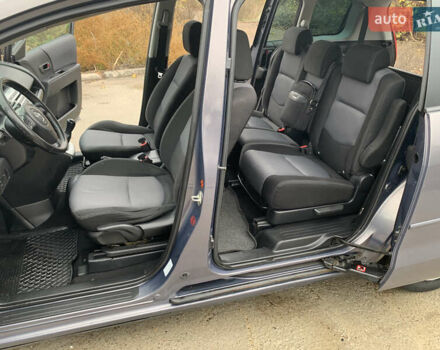 Серый Мазда 5, объемом двигателя 2 л и пробегом 248 тыс. км за 5500 $, фото 14 на Automoto.ua