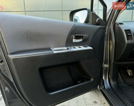 Серый Мазда 5, объемом двигателя 2 л и пробегом 256 тыс. км за 5599 $, фото 41 на Automoto.ua