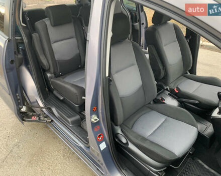 Серый Мазда 5, объемом двигателя 2 л и пробегом 248 тыс. км за 5500 $, фото 18 на Automoto.ua
