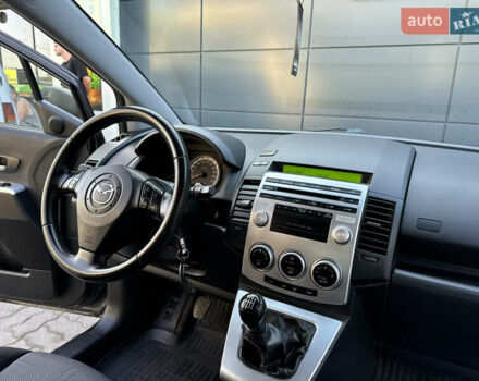 Серый Мазда 5, объемом двигателя 2 л и пробегом 256 тыс. км за 5599 $, фото 66 на Automoto.ua