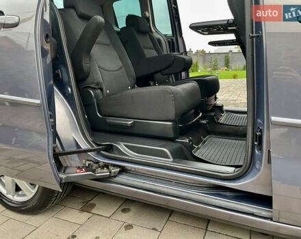 Серый Мазда 5, объемом двигателя 2 л и пробегом 254 тыс. км за 4650 $, фото 26 на Automoto.ua