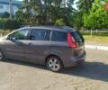 Серый Мазда 5, объемом двигателя 2 л и пробегом 260 тыс. км за 4700 $, фото 1 на Automoto.ua