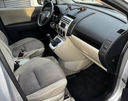 Сірий Мазда 5, об'ємом двигуна 1.8 л та пробігом 290 тис. км за 5400 $, фото 5 на Automoto.ua
