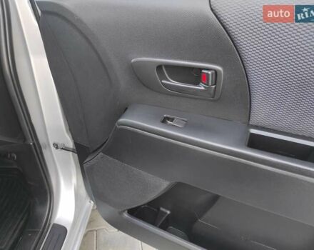 Серый Мазда 5, объемом двигателя 2 л и пробегом 255 тыс. км за 5200 $, фото 47 на Automoto.ua