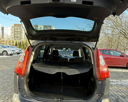 Сірий Мазда 5, об'ємом двигуна 1.8 л та пробігом 278 тис. км за 5800 $, фото 6 на Automoto.ua