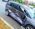 Сірий Мазда 5, об'ємом двигуна 1.8 л та пробігом 200 тис. км за 2800 $, фото 2 на Automoto.ua
