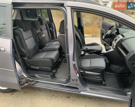 Серый Мазда 5, объемом двигателя 2 л и пробегом 248 тыс. км за 5500 $, фото 16 на Automoto.ua