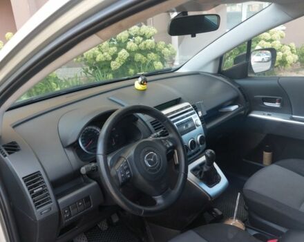 Серый Мазда 5, объемом двигателя 2 л и пробегом 412 тыс. км за 3700 $, фото 4 на Automoto.ua