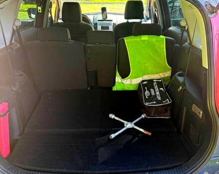 Сірий Мазда 5, об'ємом двигуна 1.8 л та пробігом 250 тис. км за 5500 $, фото 3 на Automoto.ua