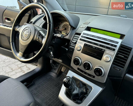 Серый Мазда 5, объемом двигателя 2 л и пробегом 256 тыс. км за 5599 $, фото 67 на Automoto.ua