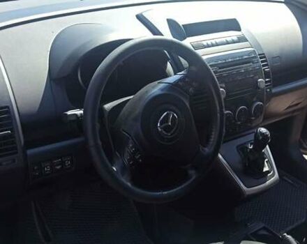 Серый Мазда 5, объемом двигателя 2 л и пробегом 208 тыс. км за 6000 $, фото 2 на Automoto.ua