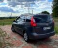 Сірий Мазда 5, об'ємом двигуна 2 л та пробігом 350 тис. км за 5500 $, фото 1 на Automoto.ua