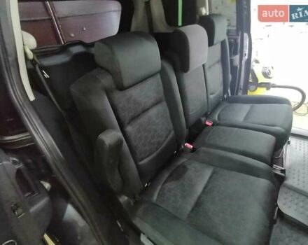 Серый Мазда 5, объемом двигателя 2 л и пробегом 200 тыс. км за 5000 $, фото 9 на Automoto.ua