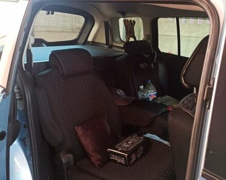 Серый Мазда 5, объемом двигателя 1.8 л и пробегом 206 тыс. км за 4700 $, фото 4 на Automoto.ua