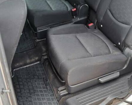 Сірий Мазда 5, об'ємом двигуна 2 л та пробігом 226 тис. км за 6800 $, фото 11 на Automoto.ua