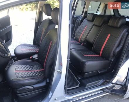 Серый Мазда 5, объемом двигателя 2 л и пробегом 235 тыс. км за 6350 $, фото 17 на Automoto.ua