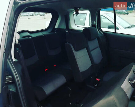 Мазда 5 2008 в Кривом Роге на Automoto.ua Серый Мазда 5, объемом двигателя 2 л и пробегом 199 тыс. км за 6500 $, фото 5 на Automoto.ua