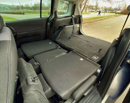 Серый Мазда 5, объемом двигателя 2 л и пробегом 200 тыс. км за 5999 $, фото 10 на Automoto.ua