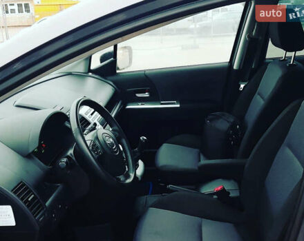 Мазда 5 2008 в Кривом Роге на Automoto.ua Серый Мазда 5, объемом двигателя 2 л и пробегом 199 тыс. км за 6500 $, фото 7 на Automoto.ua
