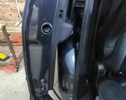 Серый Мазда 5, объемом двигателя 2 л и пробегом 200 тыс. км за 5000 $, фото 10 на Automoto.ua