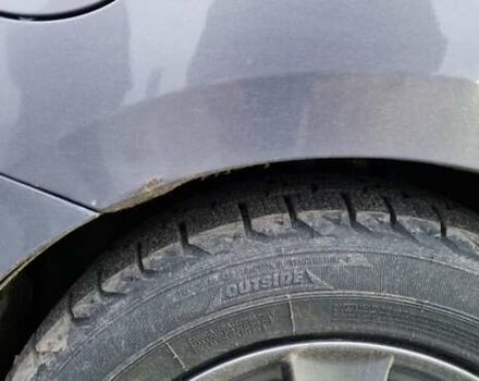 Серый Мазда 5, объемом двигателя 2 л и пробегом 290 тыс. км за 6474 $, фото 1 на Automoto.ua