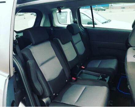 Серый Мазда 5, объемом двигателя 2 л и пробегом 199 тыс. км за 6200 $, фото 4 на Automoto.ua