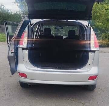 Серый Мазда 5, объемом двигателя 2 л и пробегом 277 тыс. км за 6250 $, фото 11 на Automoto.ua