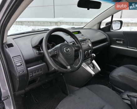 Серый Мазда 5, объемом двигателя 2 л и пробегом 279 тыс. км за 6500 $, фото 12 на Automoto.ua