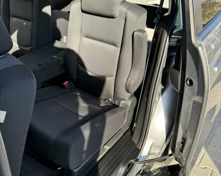 Серый Мазда 5, объемом двигателя 2 л и пробегом 177 тыс. км за 7500 $, фото 19 на Automoto.ua