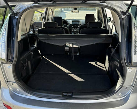 Серый Мазда 5, объемом двигателя 2 л и пробегом 177 тыс. км за 7500 $, фото 18 на Automoto.ua