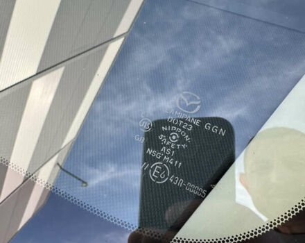 Серый Мазда 5, объемом двигателя 2 л и пробегом 177 тыс. км за 7500 $, фото 28 на Automoto.ua