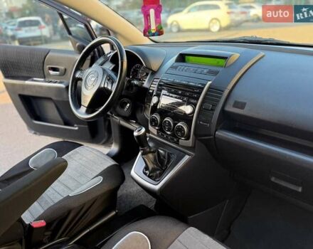 Мазда 5 2009 в Черновцах на Automoto.ua Серый Мазда 5, объемом двигателя 2 л и пробегом 270 тыс. км за 6850 $, фото 9 на Automoto.ua