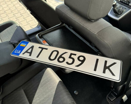 Серый Мазда 5, объемом двигателя 2 л и пробегом 177 тыс. км за 7500 $, фото 12 на Automoto.ua