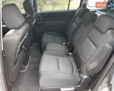 Серый Мазда 5, объемом двигателя 2 л и пробегом 219 тыс. км за 7350 $, фото 10 на Automoto.ua