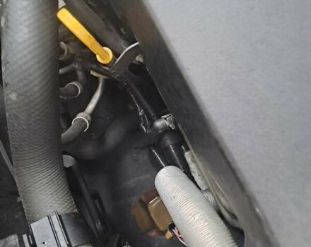 Мазда 5 2010 в Харькове на Automoto.ua Серый Мазда 5, объемом двигателя 2 л и пробегом 218 тыс. км за 6500 $, фото 14 на Automoto.ua