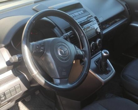 Серый Мазда 5, объемом двигателя 2 л и пробегом 282 тыс. км за 6100 $, фото 2 на Automoto.ua