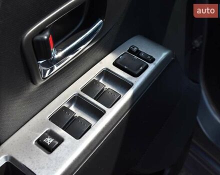Серый Мазда 5, объемом двигателя 2 л и пробегом 235 тыс. км за 7200 $, фото 30 на Automoto.ua