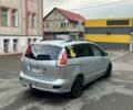 Сірий Мазда 5, об'ємом двигуна 2 л та пробігом 170 тис. км за 2450 $, фото 6 на Automoto.ua