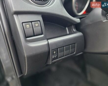 Серый Мазда 5, объемом двигателя 2 л и пробегом 280 тыс. км за 6650 $, фото 44 на Automoto.ua