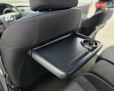 Серый Мазда 5, объемом двигателя 2 л и пробегом 280 тыс. км за 6650 $, фото 48 на Automoto.ua