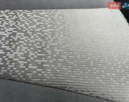 Серый Мазда 5, объемом двигателя 2.5 л и пробегом 170 тыс. км за 7800 $, фото 14 на Automoto.ua