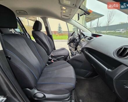 Серый Мазда 5, объемом двигателя 2 л и пробегом 280 тыс. км за 6650 $, фото 25 на Automoto.ua