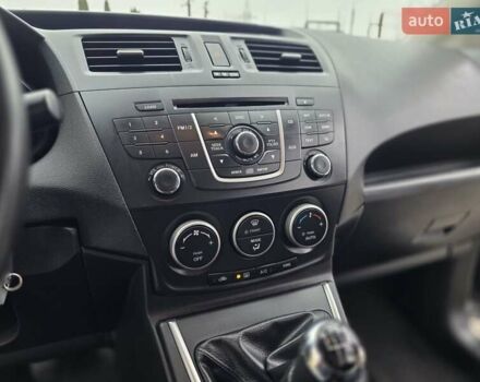 Серый Мазда 5, объемом двигателя 2 л и пробегом 280 тыс. км за 6650 $, фото 37 на Automoto.ua