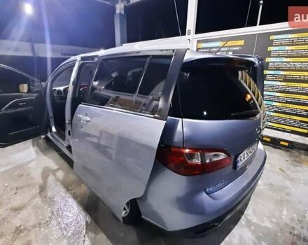 Сірий Мазда 5, об'ємом двигуна 2.5 л та пробігом 180 тис. км за 8500 $, фото 1 на Automoto.ua